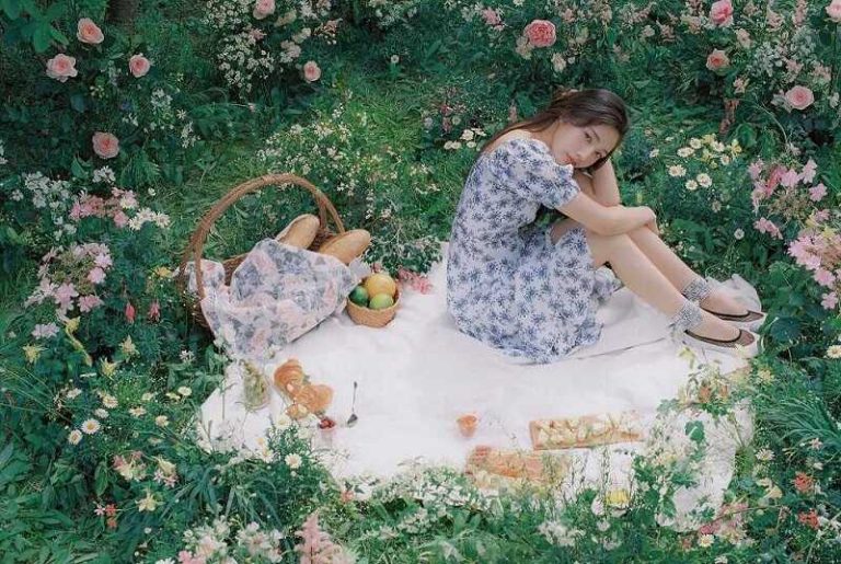 Lirik Lagu JOY HELLO 안녕