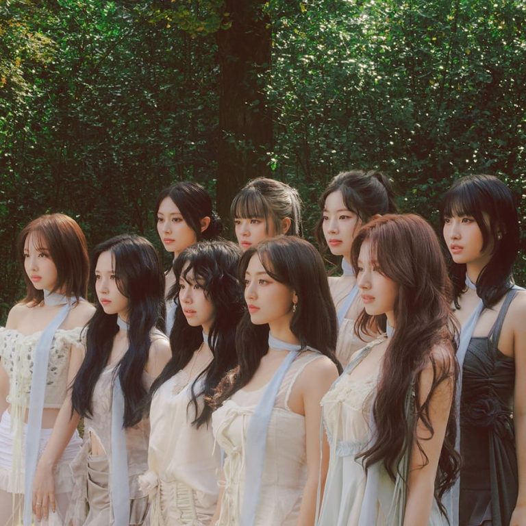 Lirik Lagu TWICE